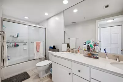 2000 N Bayshore Dr #1401, Miami, FL 33137 - Photo 28
