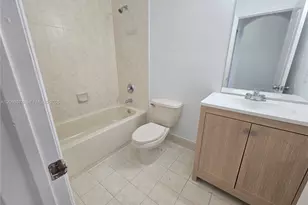 1661 SE 29th Ct, Homestead, FL 33035 - Photo 8