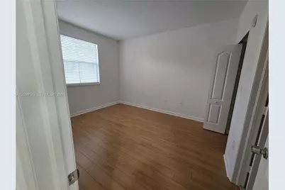 1661 SE 29th Ct #203, Homestead, FL 33035 - Photo 14
