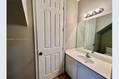 646 NE 35th Ave #646, Homestead, FL 33033 - Photo 6