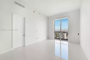 185 SW 7th St, Miami, FL 33130 - Photo 2