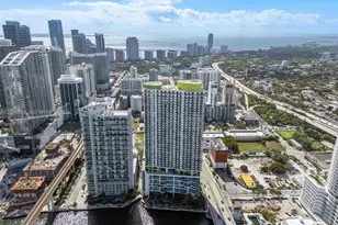 185 SW 7th St, Miami, FL 33130 - Photo 32