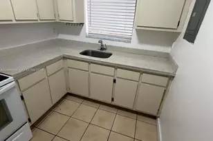 1501 W 42nd St, Hialeah, FL 33012 - Photo 4