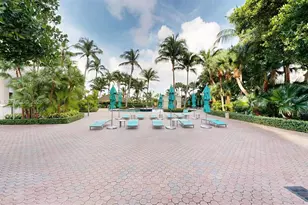 19501 W Country Club Dr, Aventura, FL 33180 - Photo 38