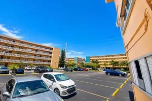 201 NE 14th Ave, Hallandale Beach, FL 33009 - Photo 10