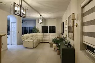 3127 NE 4th St, Homestead, FL 33033 - Photo 2