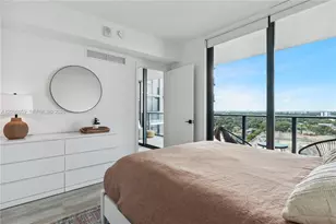 121 NE 34th St, Miami, FL 33137 - Photo 4