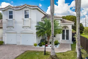 4894 NW 110th Pl, Doral, FL 33178 - Photo 2