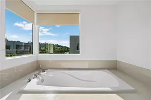 7442 NW 100th Ave, Doral, FL 33178 - Photo 28