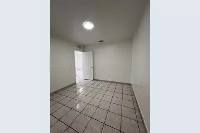 69 E 50th Pl, Hialeah, FL 33013 - Photo 16