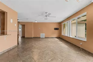 510 SW 70th Ave, Pembroke Pines, FL 33023 - Photo 8