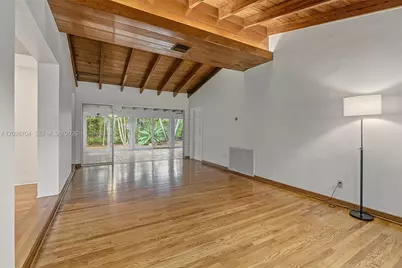 508 N Castania Ave, Coral Gables, FL 33146 - Photo 24