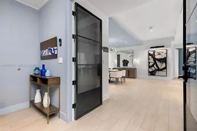 30 Isle Of Venice Dr #PH3, Fort Lauderdale, FL 33301 - Photo 2