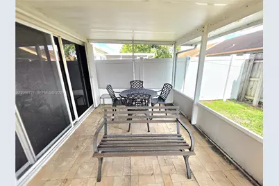 20317 NW 33rd Ave, Miami Gardens, FL 33056 - Photo 14