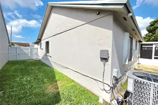 20317 NW 33rd Ave, Miami Gardens, FL 33056 - Photo 16