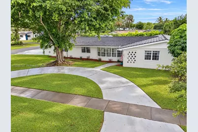 16401 SW 82nd Ave, Palmetto Bay, FL 33157 - Photo 1