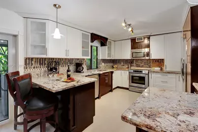 9209 SW 136th St Cir #--, Miami, FL 33176 - Photo 6
