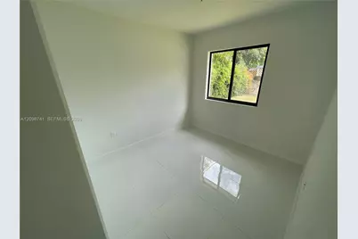 298 NW 97th St #2, Miami, FL 33150 - Photo 28