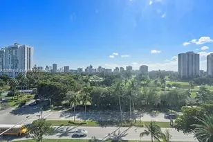 3375 N Country Club Dr, Aventura, FL 33180 - Photo 4