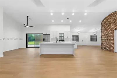 7261 140th Ave N, West Palm Beach, FL 33412 - Photo 4