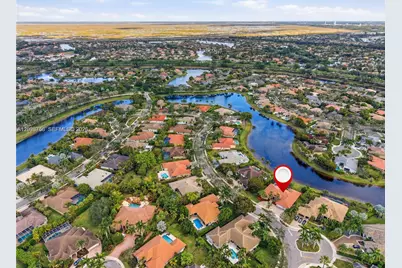 158 Dockside Cir, Weston, FL 33327 - Photo 46