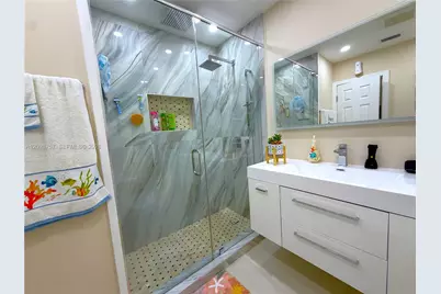 10110 SW 23rd Ter, Miami, FL 33165 - Photo 12
