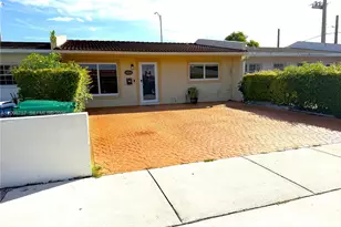 10110 SW 23rd Terrace, Miami, FL 33165 - Photo 4