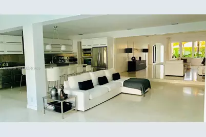 1360 Stillwater Dr, Miami Beach, FL 33141 - Photo 10