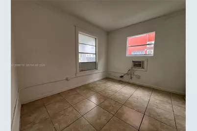 430 SW 3rd St #1, Miami, FL 33130 - Photo 4