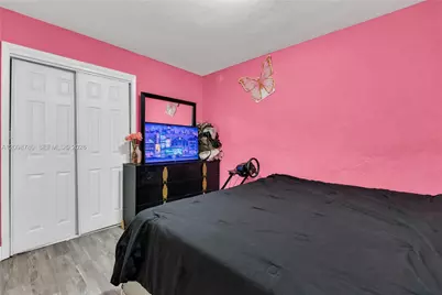 2308 NW 13th Ct, Fort Lauderdale, FL 33311 - Photo 8