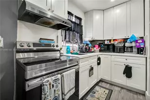 2308 NW 13th Ct, Fort Lauderdale, FL 33311 - Photo 6