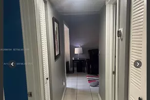 10241 NW 9th St Cir, Miami, FL 33172 - Photo 6