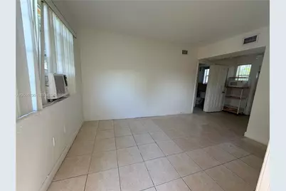 2772 SW 23 Terr #0, Miami, FL 33145 - Photo 4