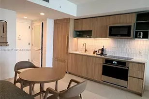 159 NE 6th St, Miami, FL 33132 - Photo 10