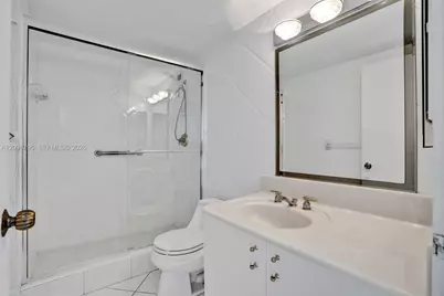 5601 Collins Ave #620, Miami Beach, FL 33140 - Photo 18