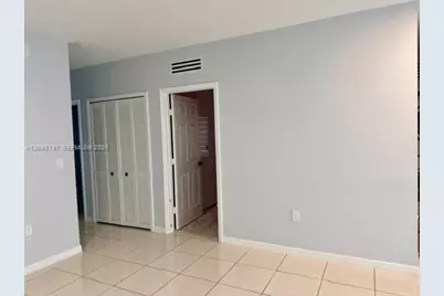 7031 NW 20th Ave, Miami, FL 33147 - Photo 8