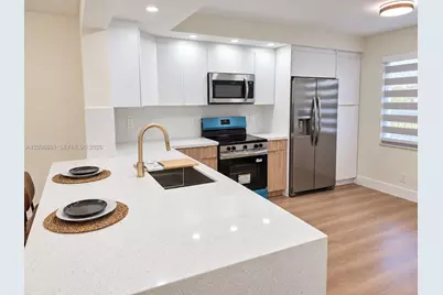 12600 SW 5th Ct #207L, Pembroke Pines, FL 33027 - Photo 1