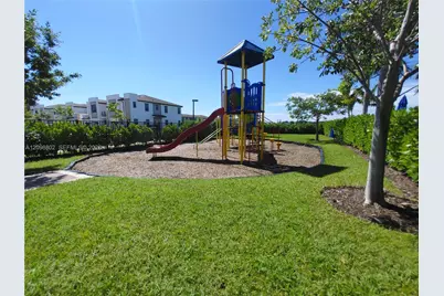 399 NE 211th Ter, Miami, FL 33179 - Photo 26
