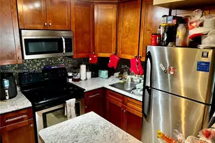 425 NW 210th St, Miami Gardens, FL 33169 - Photo 4