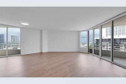 555 NE 34th St #1110, Miami, FL 33137 - Photo 14