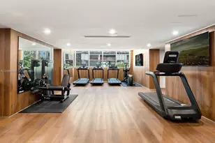 555 NE 34th St, Miami, FL 33137 - Photo 4