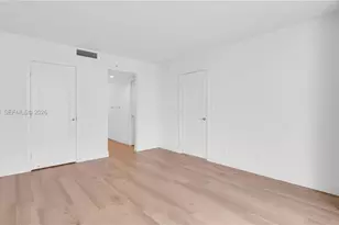 555 NE 34th St, Miami, FL 33137 - Photo 20