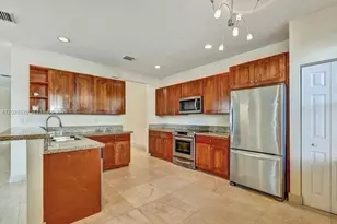 7490 NW 115th Ct, Doral, FL 33178 - Photo 4