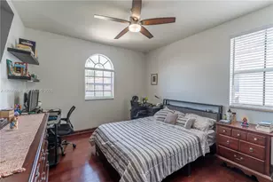 11530 NW 82nd Terrace, Doral, FL 33178 - Photo 16