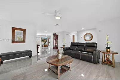 9315 SW 172nd Ter, Palmetto Bay, FL 33157 - Photo 6