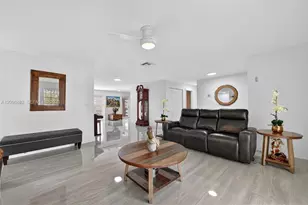 9315 SW 172nd Terrace, Palmetto Bay, FL 33157 - Photo 6