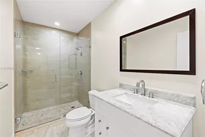 6204 Jacaranda Cir, Tamarac, FL 33319 - Photo 32