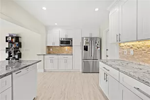 6204 Jacaranda Cir, Tamarac, FL 33319 - Photo 20