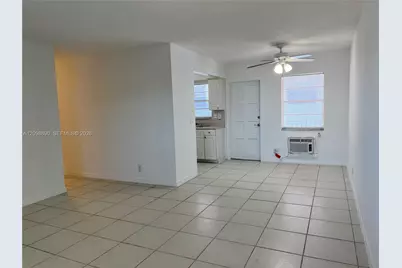 5300 Hollywood Blvd #10, Hollywood, FL 33021 - Photo 6