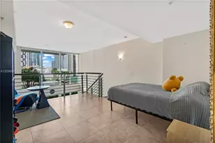 41 SE 5th St, Miami, FL 33131 - Photo 8